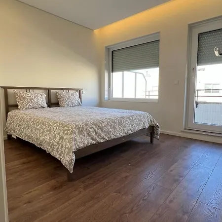 Mar Apartment *